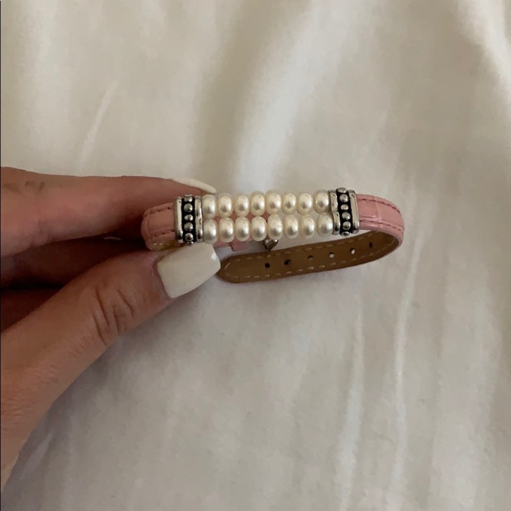 Pearl bracelet
